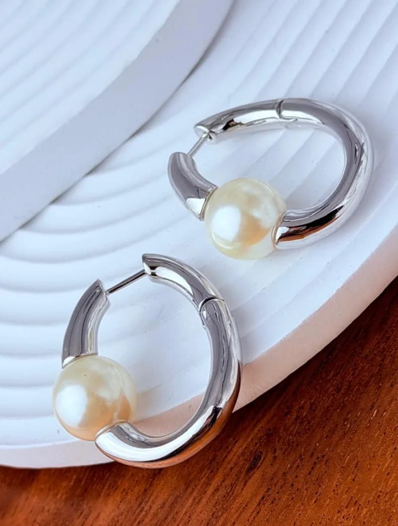 Silver Blink Earrings (2)