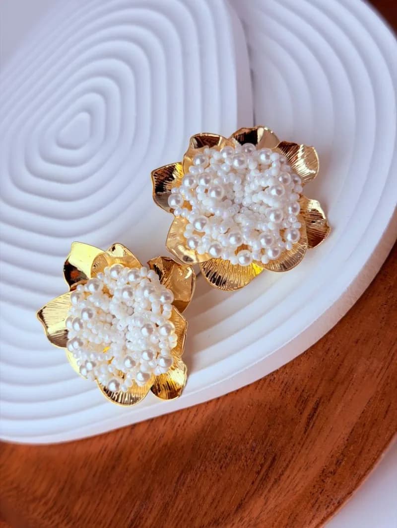 Gold Style Earrings (8)