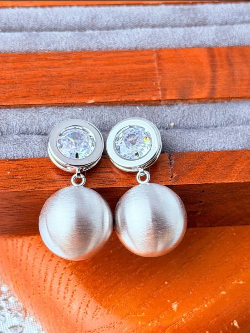 Classy Silver Earrings (10)