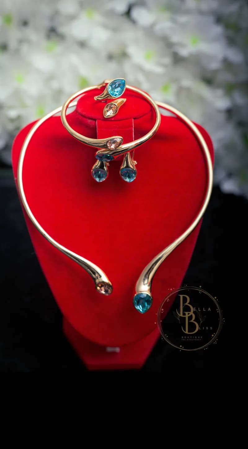 Classy Unfaded Jewelry Set (3)