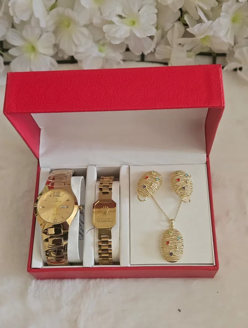 Classy Gold & Jewelry Sets