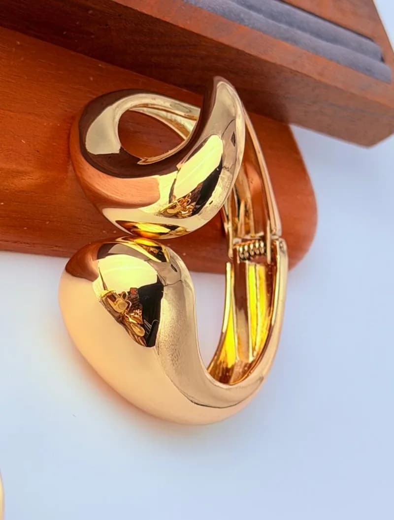 Unfaded Bangle (5)